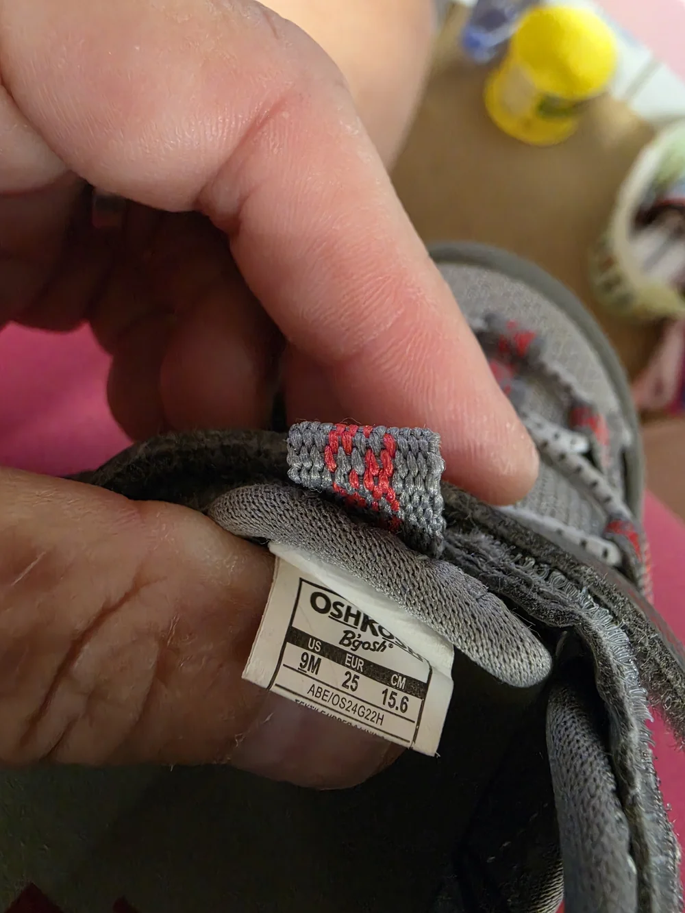 AT-1 OshKosh B'gosh Gray and Red Kids Active Sandals Size 9